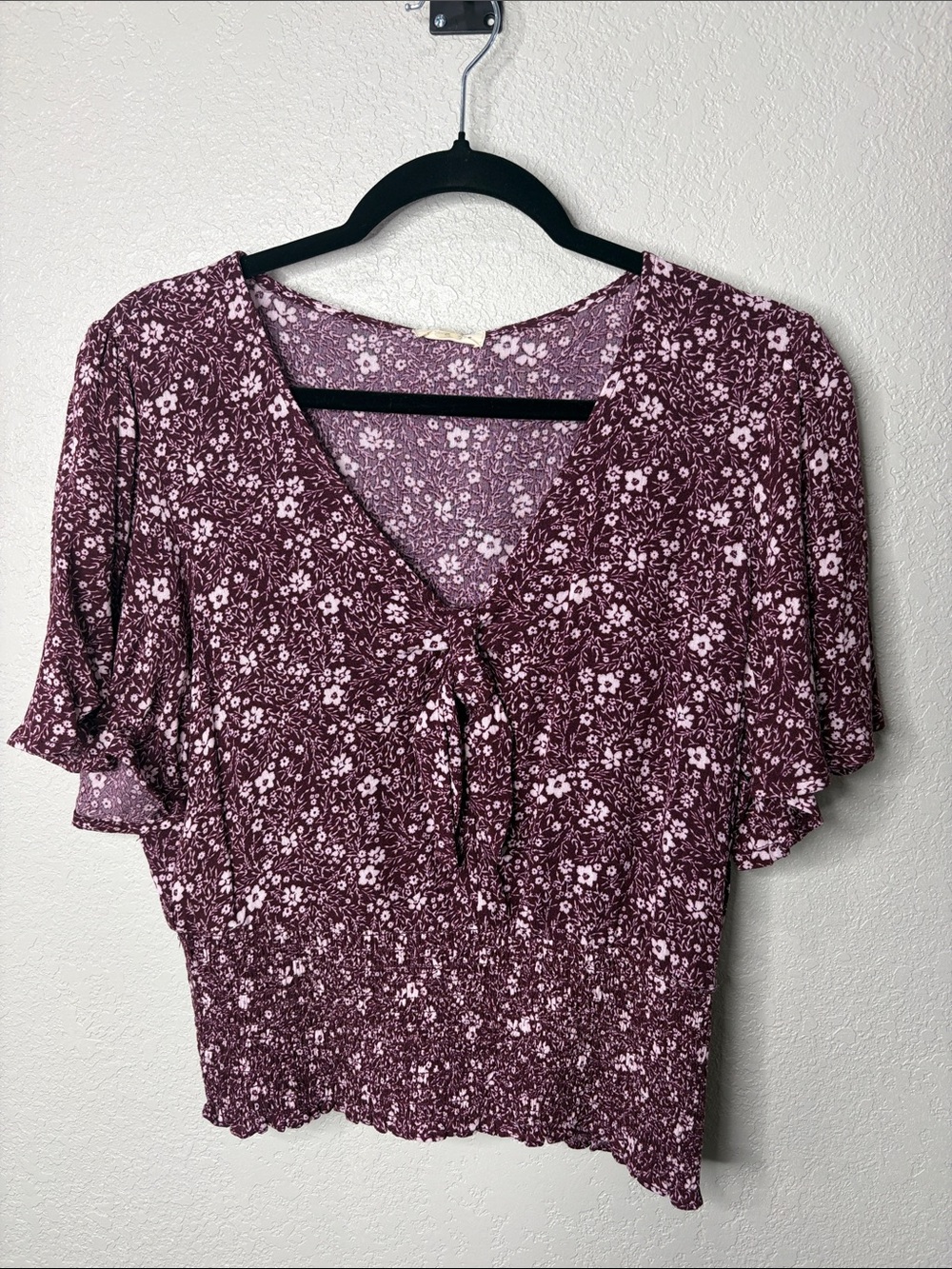Women's Plum Floral Tie-Front Smocked Blouse
